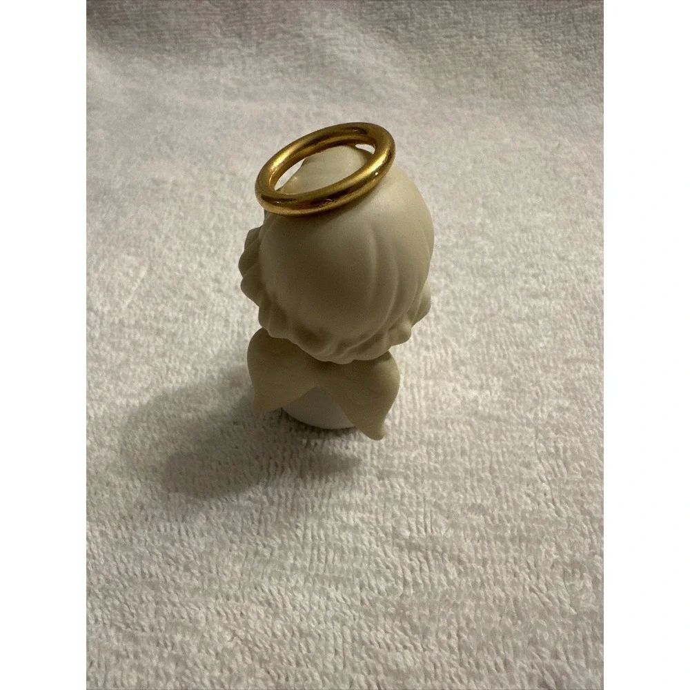 Precious Moments - Bear- Happy Holi-Daze #520454 (1998)‎ Ornament + Angel Figure